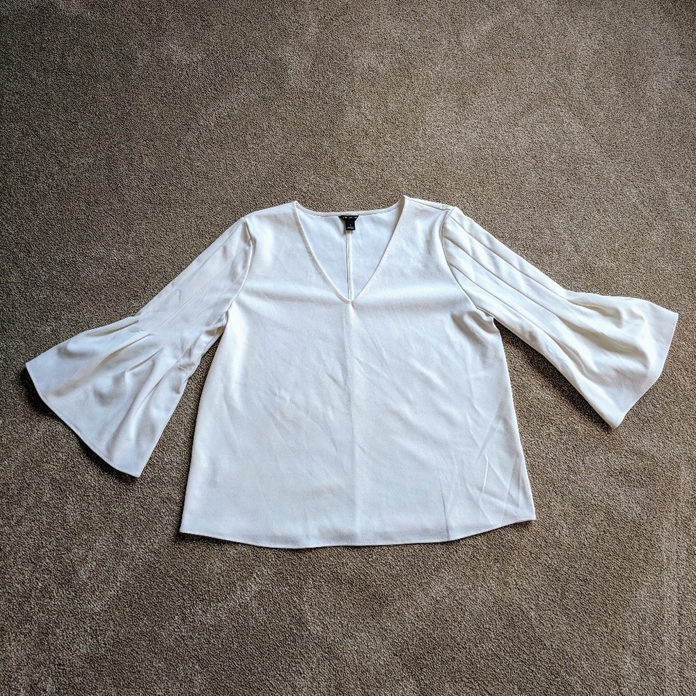 Ann Taylor White V-Neck Bell Sleeve Blouse/Top
